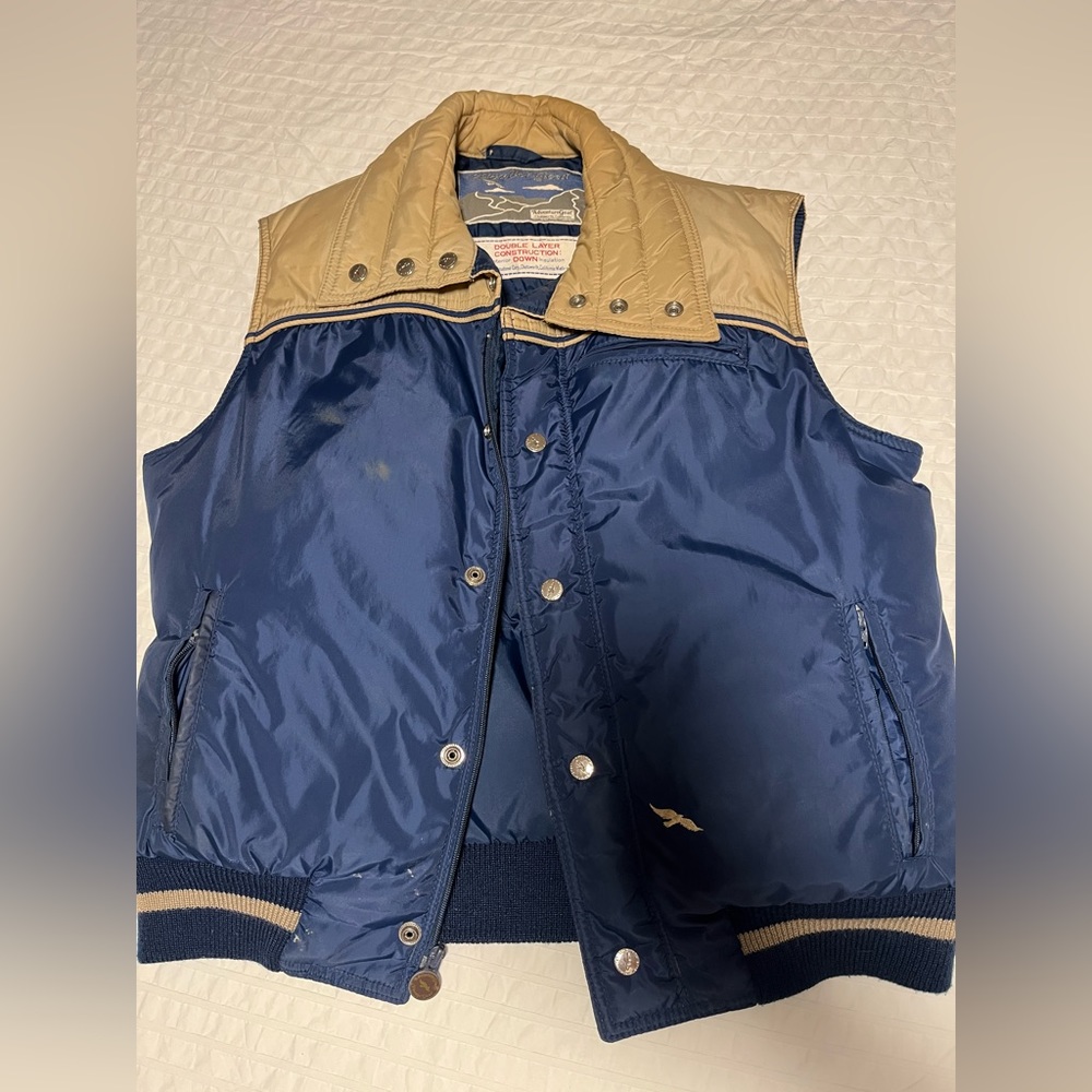 Vintage adventure gear powder gear down winter jacket ski vest